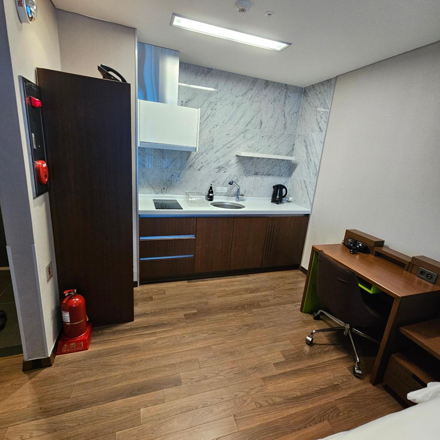 W Residence Hotel Pusan Zewnętrze zdjęcie