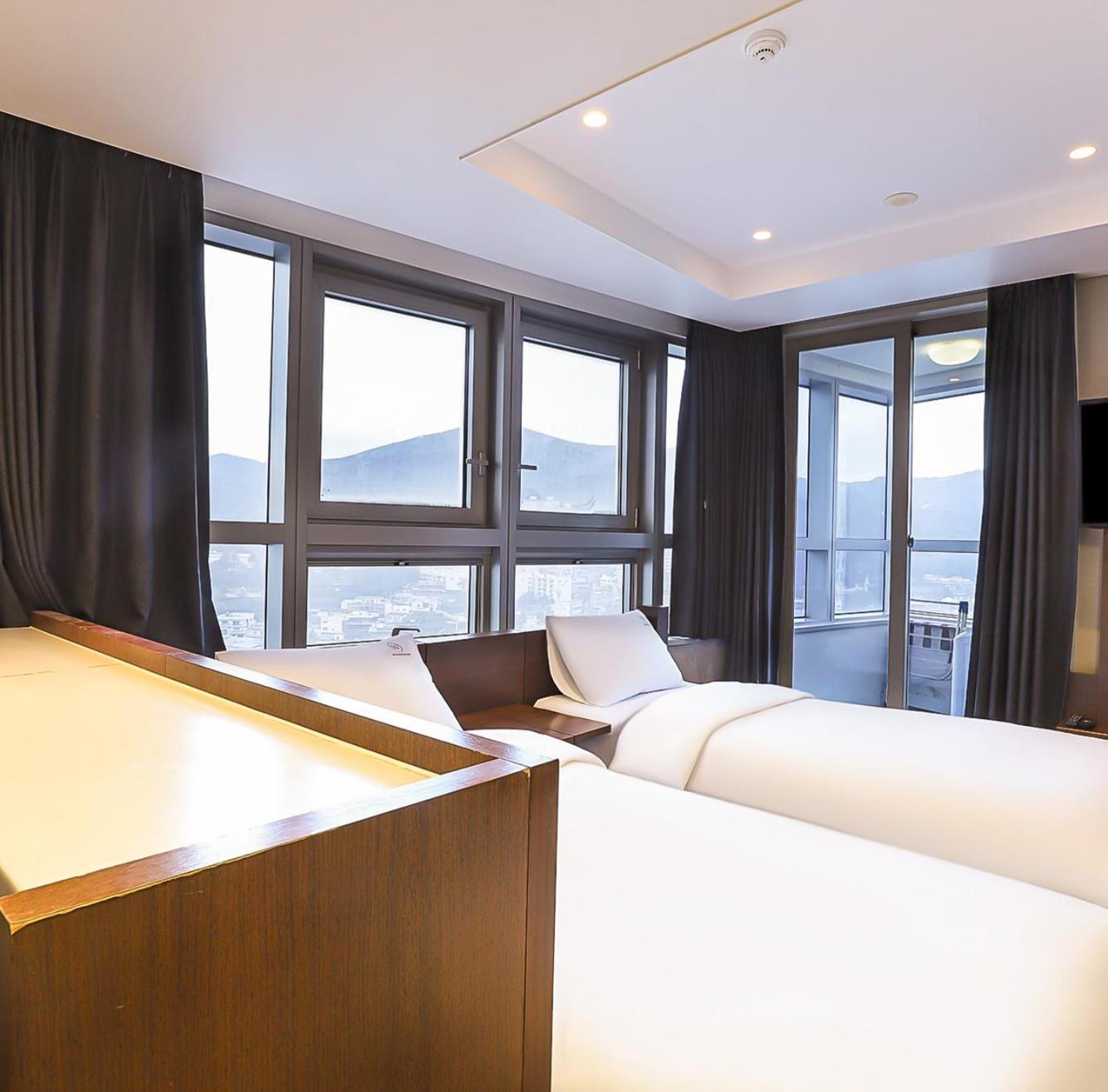 W Residence Hotel Pusan Zewnętrze zdjęcie
