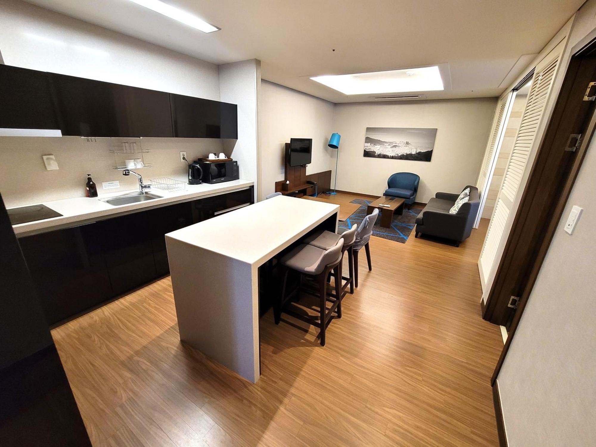 W Residence Hotel Pusan Zewnętrze zdjęcie